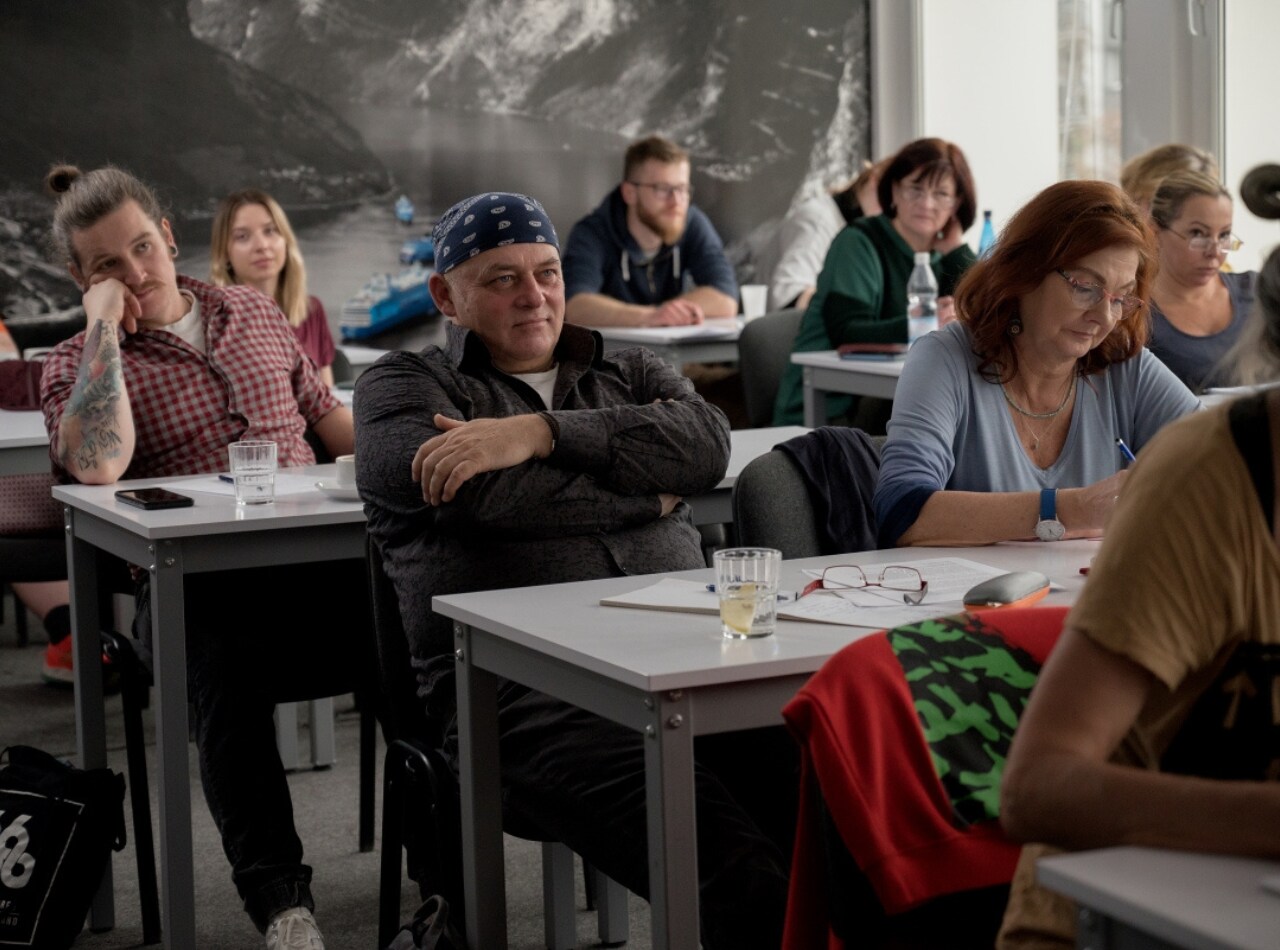 Potęga podświadomości - Maksym Komar | Profesjonalny trener Hipnozy